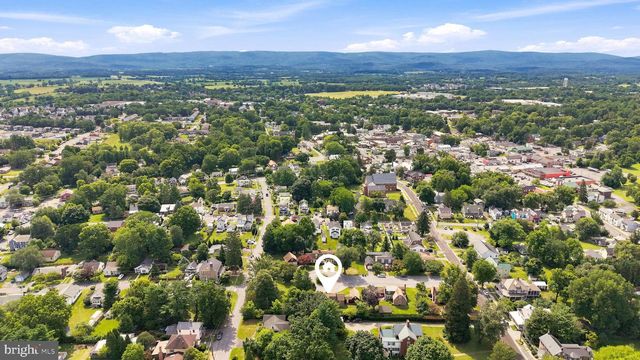 6 ACADEMY CT, Berryville, VA 22611