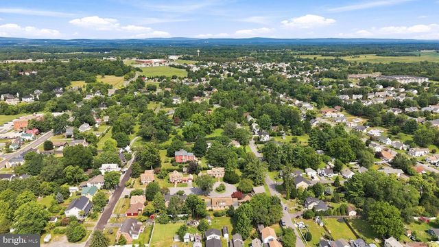 6 ACADEMY CT, Berryville, VA 22611