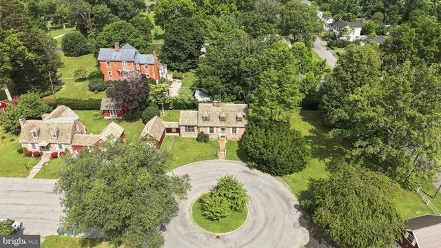 6 ACADEMY CT, Berryville, VA 22611