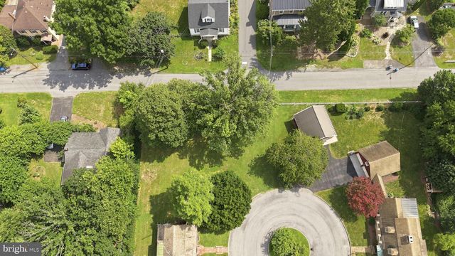 6 ACADEMY CT, Berryville, VA 22611