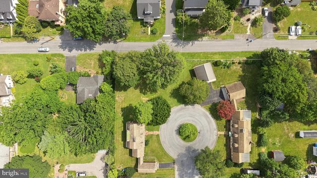 6 ACADEMY CT, Berryville, VA 22611