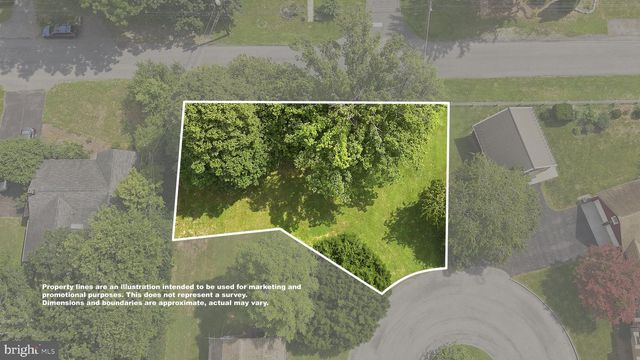 6 ACADEMY CT, Berryville, VA 22611