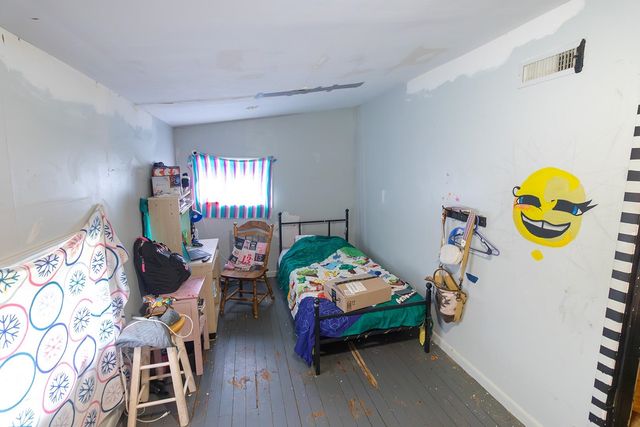 715 N Franklin, Anthony, KS 67003