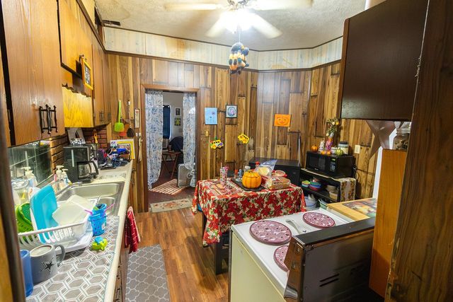 715 N Franklin, Anthony, KS 67003