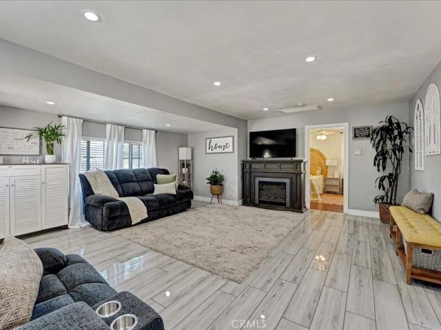 3716 Brotherton, Corona, CA 92879