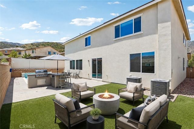 11056 Guffey Ranch Way, Corona, CA 92883