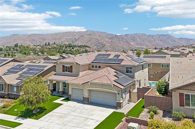 11056 Guffey Ranch Way, Corona, CA 92883