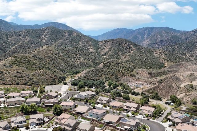 11056 Guffey Ranch Way, Corona, CA 92883