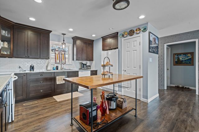 563 Kirschwood Dr Drive, Hot Springs, AR 71913