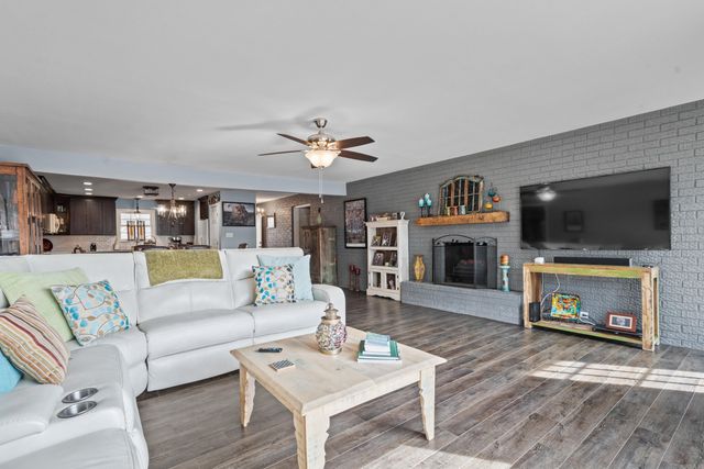 563 Kirschwood Dr Drive, Hot Springs, AR 71913