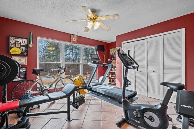 563 Kirschwood Dr Drive, Hot Springs, AR 71913