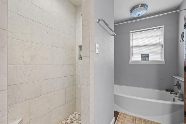 563 Kirschwood Dr Drive, Hot Springs, AR 71913