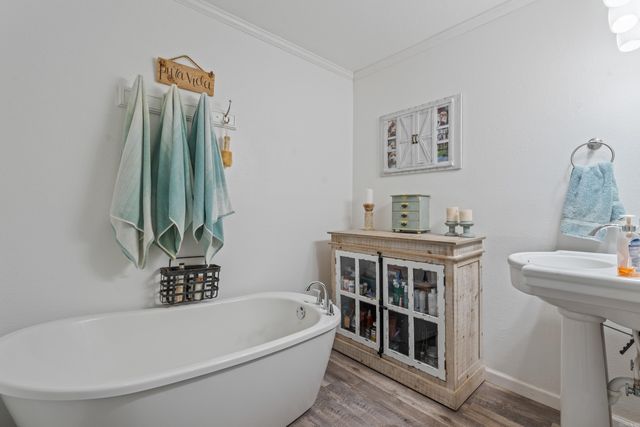 563 Kirschwood Dr Drive, Hot Springs, AR 71913