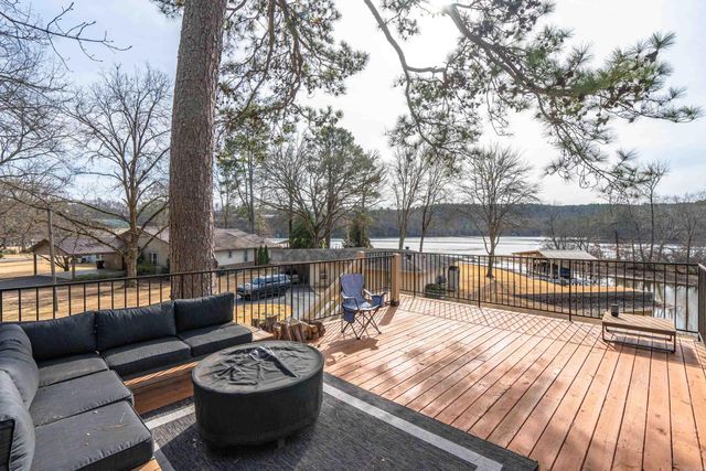 563 Kirschwood Dr Drive, Hot Springs, AR 71913