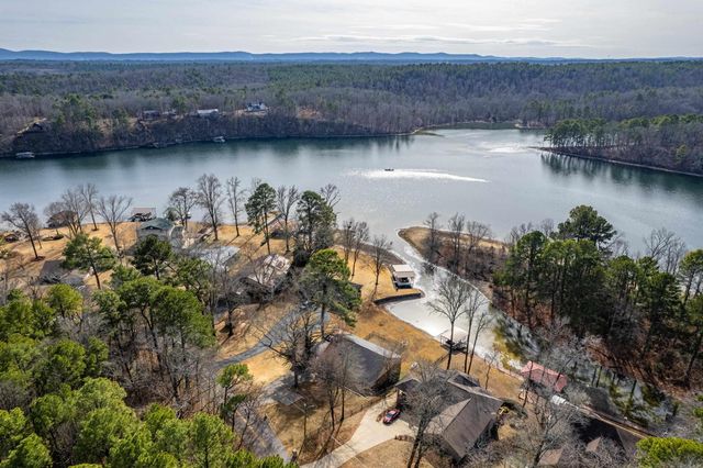 563 Kirschwood Dr Drive, Hot Springs, AR 71913