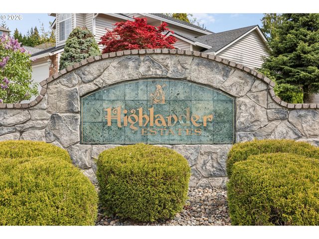 937 EDINBURGH Ct, Kelso, WA 98626