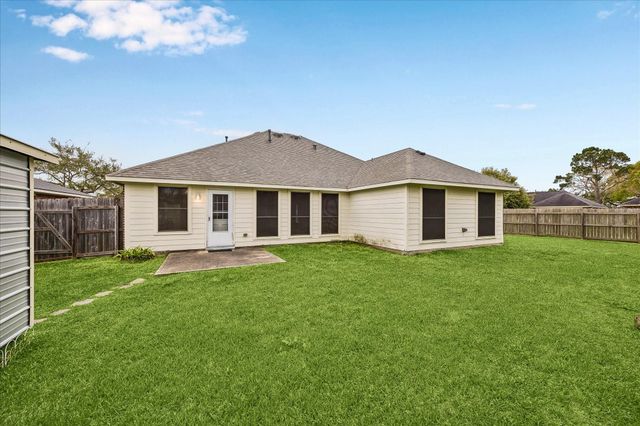 5396 Morgans Landing Lane, Alvin, TX 77511