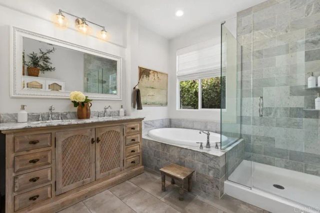 3153 Amberwood Lane, Escondido, CA 92027