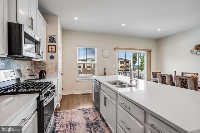 46324 MOUNT KELLOGG TER, Sterling, VA 20164