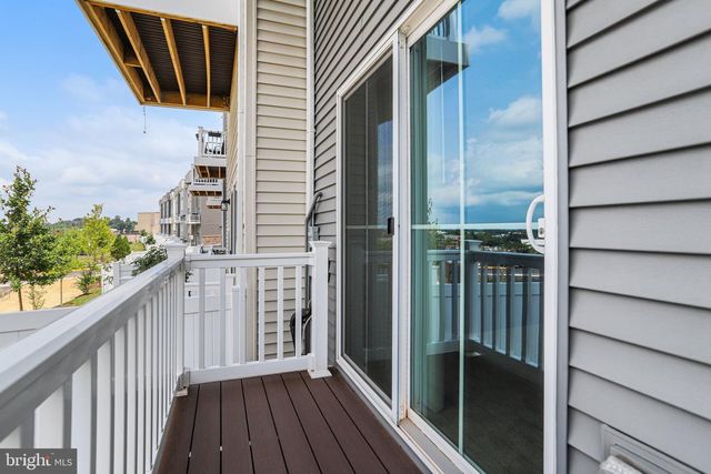 46324 MOUNT KELLOGG TER, Sterling, VA 20164