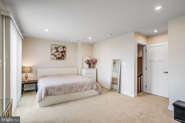 46324 MOUNT KELLOGG TER, Sterling, VA 20164