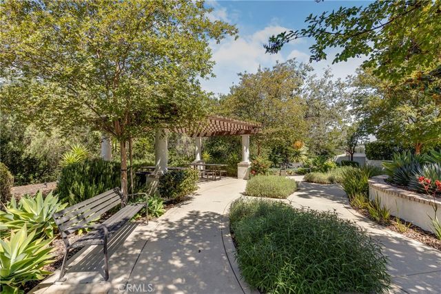 77 Jensen Court, Thousand Oaks, CA 91360
