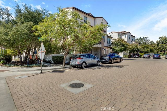 77 Jensen Court, Thousand Oaks, CA 91360