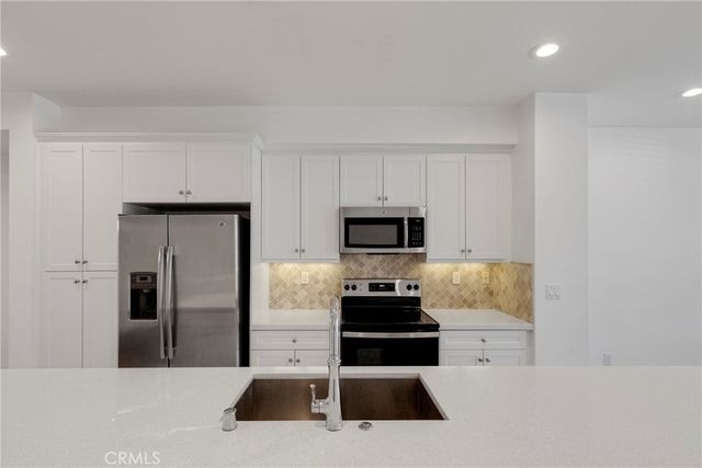 77 Jensen Court, Thousand Oaks, CA 91360
