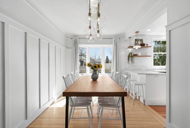 5221 Ewing Avenue S, Minneapolis, MN 55410