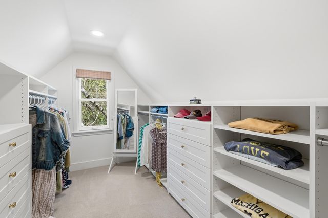 5221 Ewing Avenue S, Minneapolis, MN 55410