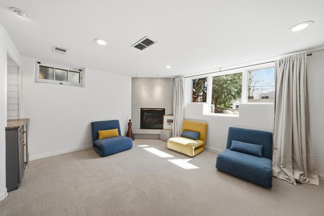 5221 Ewing Avenue S, Minneapolis, MN 55410