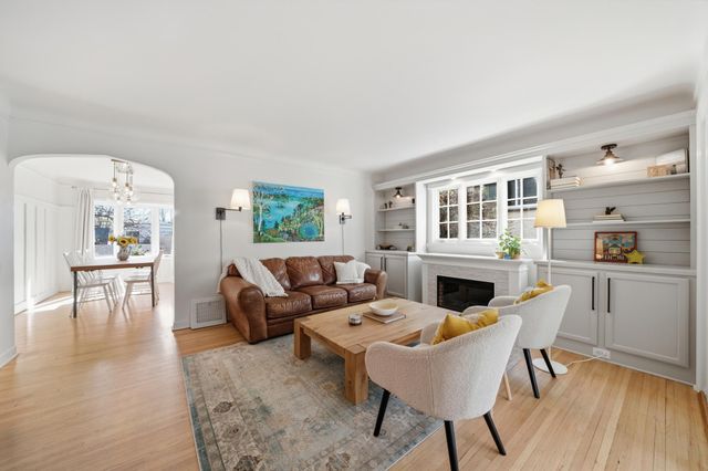 5221 Ewing Avenue S, Minneapolis, MN 55410