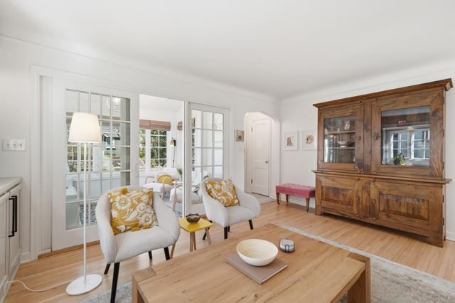 5221 Ewing Avenue S, Minneapolis, MN 55410