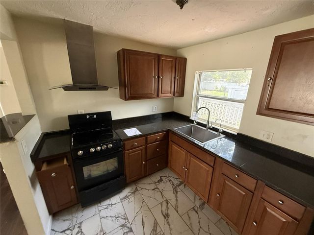 1810 9TH STREET W, Palmetto, FL 34221