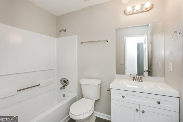 2049 Pintail Cove, Lithonia, GA 30058