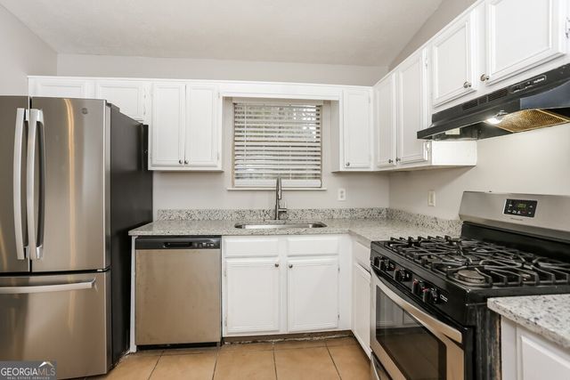 2049 Pintail Cove, Lithonia, GA 30058