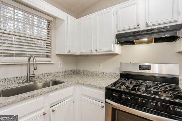 2049 Pintail Cove, Lithonia, GA 30058