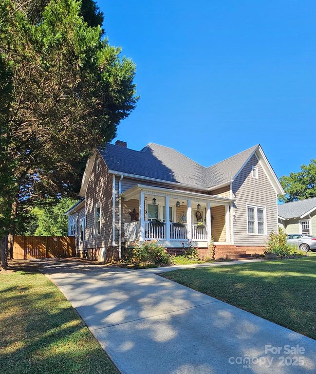 218 Wilson Street A&B, Albemarle, NC 28001