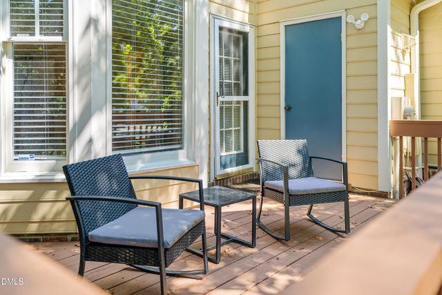 200 Standish Drive, Chapel Hill, NC 27517