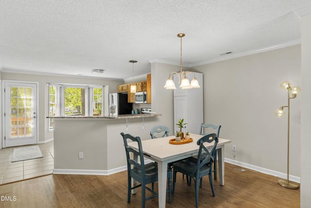 200 Standish Drive, Chapel Hill, NC 27517