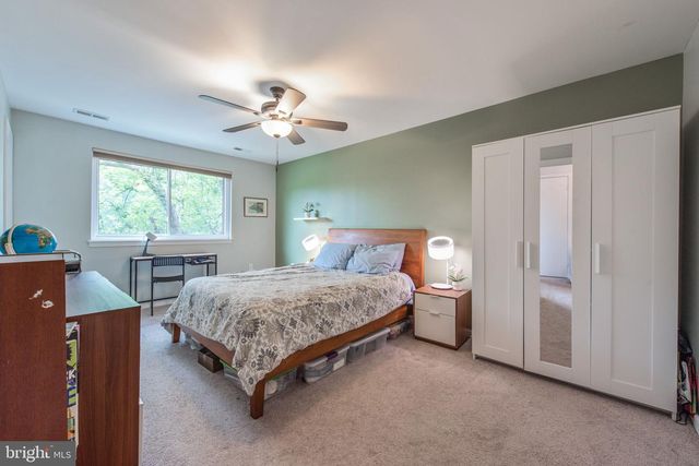 10343 BUSHMAN DR, Oakton, VA 22124