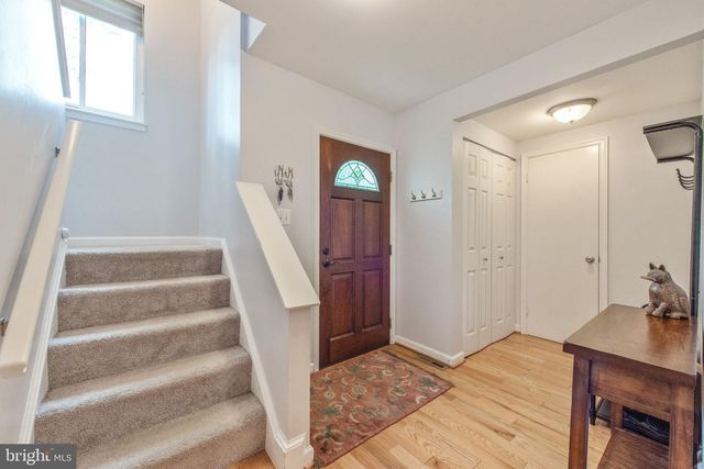 10343 BUSHMAN DR, Oakton, VA 22124