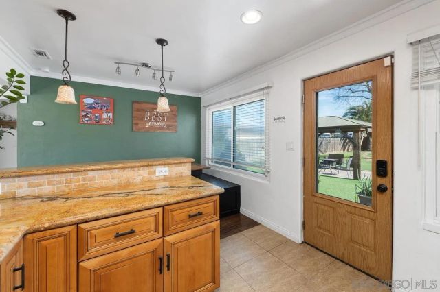 637 Jefferson Ave, El Cajon, CA 92020