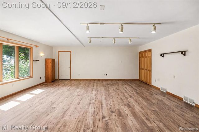 11471 31 Mile Road, Washington, MI 48095