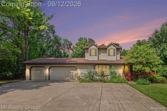 11471 31 Mile Road, Washington, MI 48095