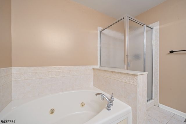 214 Riverwalk Way 214, Clifton City, NJ 07014