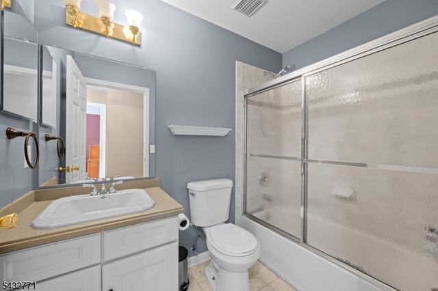 214 Riverwalk Way 214, Clifton City, NJ 07014