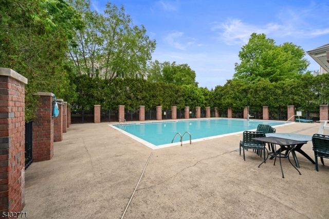 214 Riverwalk Way 214, Clifton City, NJ 07014