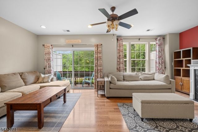 214 Riverwalk Way 214, Clifton City, NJ 07014