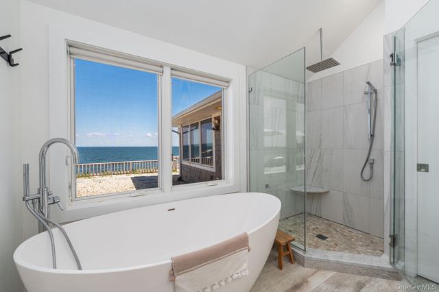 21515 Soundview Avenue, Southold, NY 11971